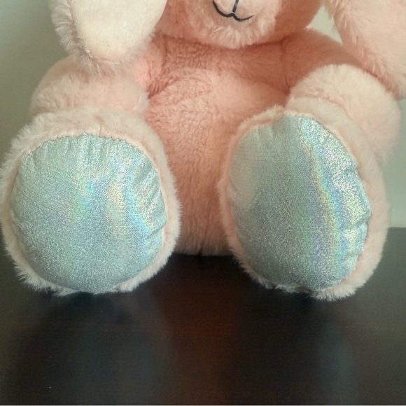 Like New! Carried Away 🎈Pretty in Pink Plush Bunny Backpack - Picture 6 of 9